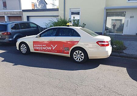 Mercedes-Benz E 200 CDI 7G-TRONIC Elegance