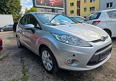 Ford Fiesta Ghia*Tempomat* Sitzheizung *