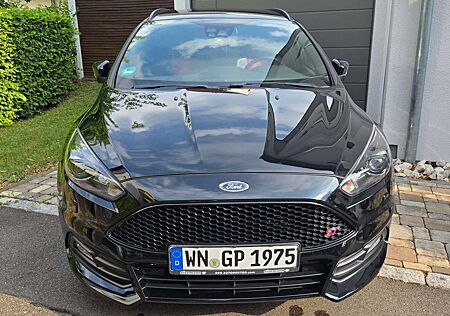 Ford Focus Turnier 2.0 EcoBoost ST 19" Leder-Sport-Pake