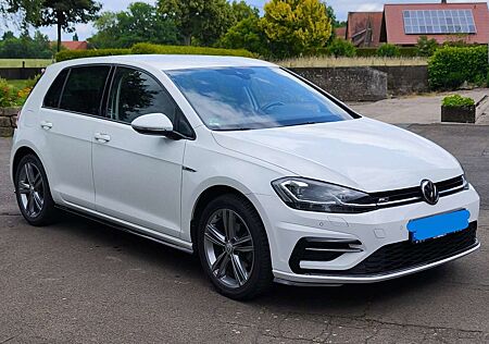 VW Golf Volkswagen 1.5 TSI ACT (BlueMotion Te) DSG Highl. R-Line