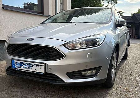 Ford Focus 1.0 EcoBoost Start-Stopp-System COOL&CONNECT