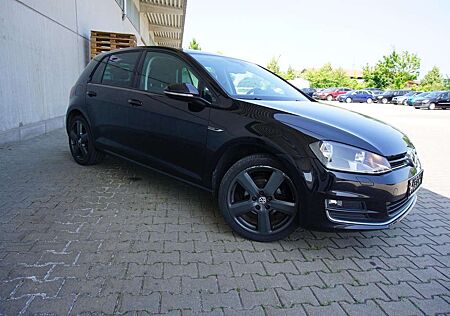 VW Golf Volkswagen 1.2TSI Lounge SHZ PDC Tempomat