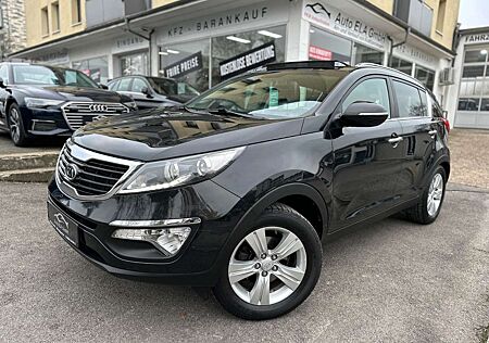 Kia Sportage 2.0 Attract 2WD AHK|Panorama|Leder