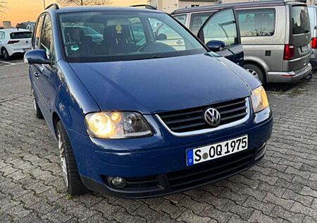 VW Touran Volkswagen 1.6 FSI