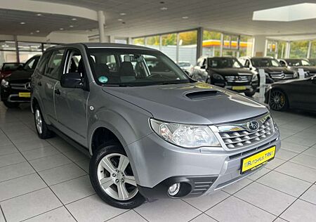 Subaru Forester Active 2.0 4x4 * Nur 65.700 KM *