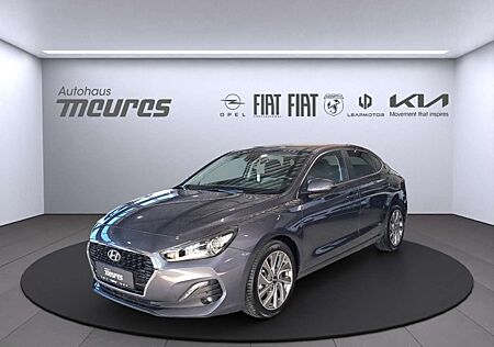 Hyundai i30 Fastback Style 1.4 T-GDI AUTOMATIK NAVI KAMERA SHZ