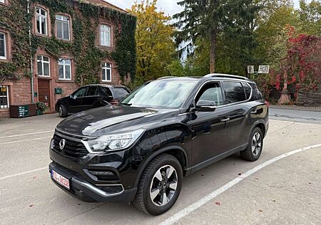 SsangYong Rexton 2.2 Diesel Sapphire 4WD/NaviLeder/7Sitzer