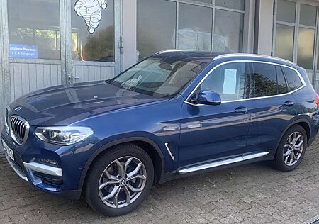 BMW X3 xDrive20i xLine, Schiebedach, Leder u.v.m.