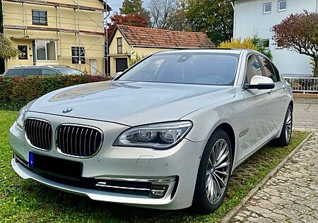 BMW 740 Individual 360-Kamera*ACC*Soft*Head up*Voll