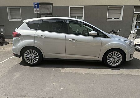 Ford C-Max Titanium