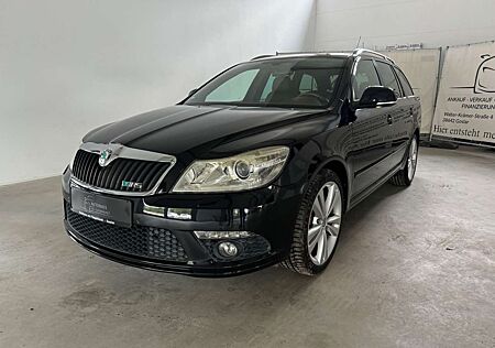 Skoda Octavia Combi RS 2.0 TDI Xenon/Navi/Temp/PDC/SHZ