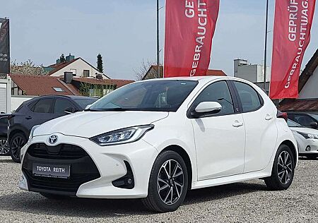 Toyota Yaris Hybrid 1.5 VVT-i Team Deutschland - Technik Paket