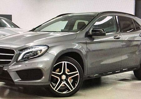 Mercedes-Benz GLA 220 CDI / d 4Matic AMG line, Pano., HaKa,