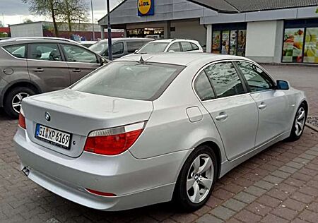 BMW 525i 525