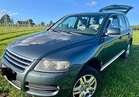VW Touareg Volkswagen V6 TDI