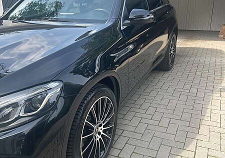Mercedes-Benz GLC 250 4Matic 9G-TRONICAMG Line