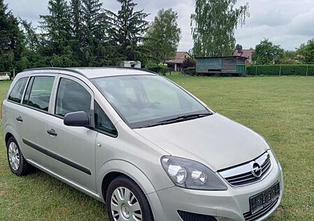 Opel Zafira 1.8 Cosmo