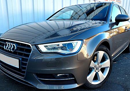 Audi A3 Sportback Diesel 1.6 TDI S tronic Ambition grau