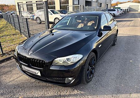 BMW 523 i F10 3.0 N53 Navi+Camera/SD/Leder/EURO5-Top!
