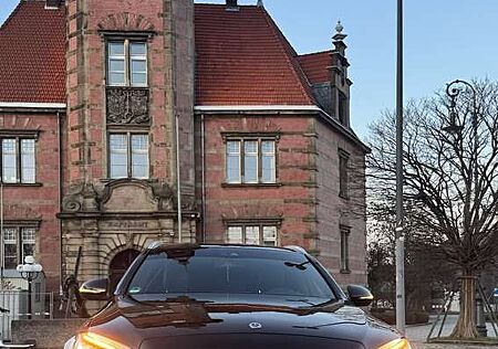 Mercedes-Benz C 220 d 9G-TRONIC AMG Line