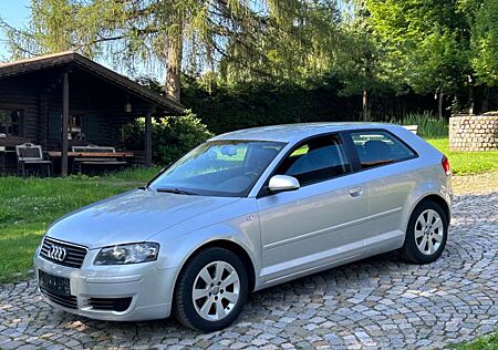 Audi A3 2.0 FSI 150PS Ambiente,6Gang,171tkm