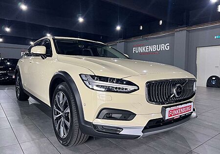 Volvo V90 Cross Country AWD ACC/360°/HUD/B&W/PANO/STHZ