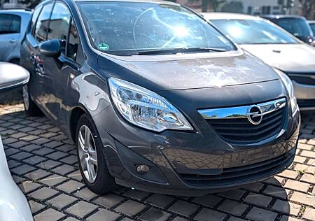Opel Meriva B 1.4 Turbo Design Edition