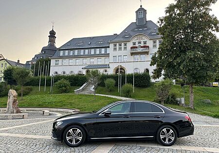Mercedes-Benz E 200 Limousine SR + WR auf Alu TÜV NEU