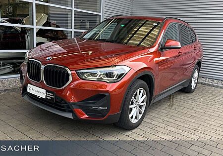 BMW X1 xDrive18dA Navi DAB adLED MemSi Pano AHK