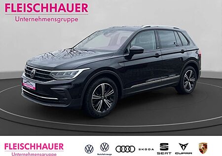 VW Tiguan Volkswagen Active 1.5 TSI Life Navi Rückfahrkamera