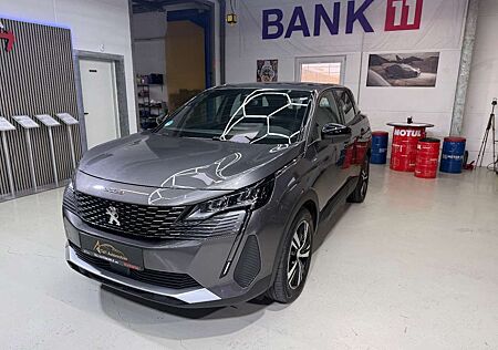 Peugeot 3008 Hybrid 225 Allure Pack Abstand LED Kamera