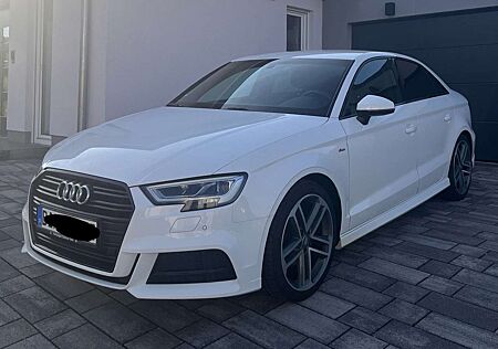 Audi A3 2.0 TDI Limousine, Sport S-Line, 8-fach bereift