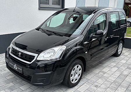 Peugeot Partner Tepee Active /AHK/PDC/SHZ/NAVI/KLIMA
