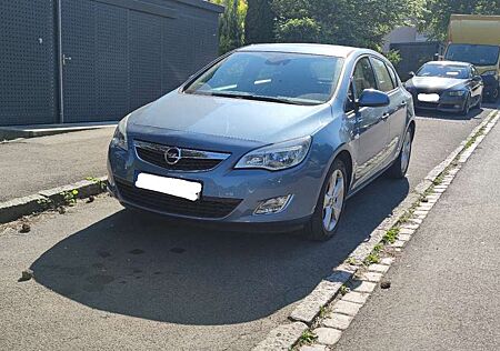 Opel Astra 1.4 Turbo Design Edition