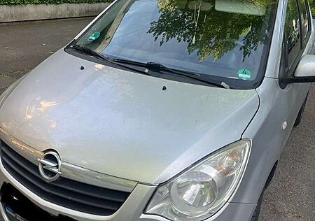 Opel Agila 1.0 12 V