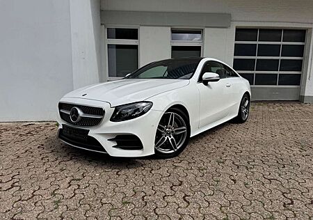 Mercedes-Benz E 220 d Coupé AMG Pano Navi Distronic Ambiente