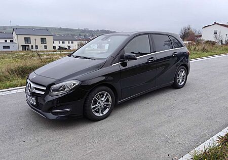 Mercedes-Benz B 200 (CDI) d Style