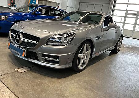Mercedes-Benz SLK 350 ROADSTER AMG LINE LEDER TÜV+SERVICE NEU
