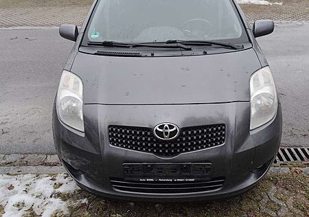 Toyota Yaris 1.3 VVT-i Executive