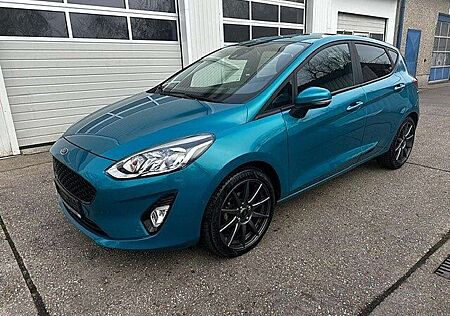 Ford Fiesta 1.1''COOL&CONNECT''Kamera,Winterpaket,PDC