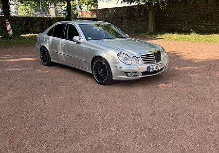 Mercedes-Benz E 320 CDI 7G-TRONIC Avantgarde