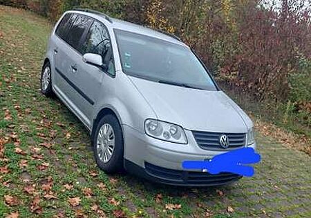 VW Touran Volkswagen 1.9 TDI Conceptline