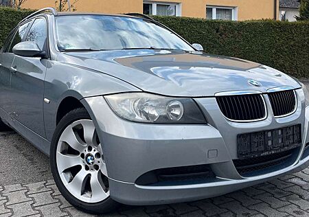 BMW 320 d Touring AHK NAVI BLUETOOTH SITZHEIZUNG TOP