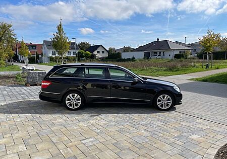 Mercedes-Benz E 300 T CDI BlueEFFICIENCY 7G-TRONIC Avantgarde