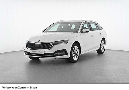 Skoda Octavia Combi Style TDI DSG LED AHK Navi Sitzhzg