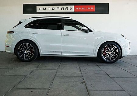 Porsche Cayenne S E-Hybrid/SportDesign/HD/PDCC/Mega-Spec