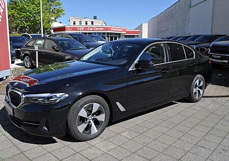 BMW 520 d xDrive Allrad Lim. LED Live Cockpit AHK