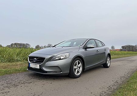 Volvo V40 Kinetic