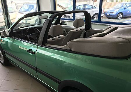 VW Golf Cabriolet Volkswagen Cabrio 1.8 Pink Floyd