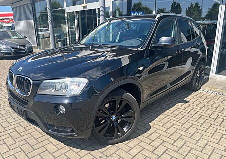 BMW X3 X Drive 20 d PANO/LEDER/NAVI/XENON/AHK